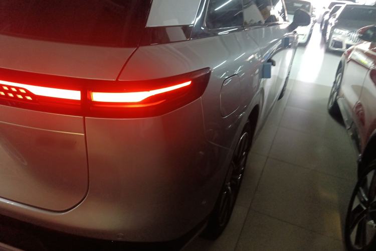 Used XPeng G9 2022 702 Pro Right Rear Taillight