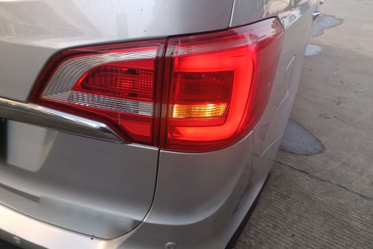 Used Baojun 730 2016 1.5L Manual Comfort Version 7 Seats China V Emission Standard