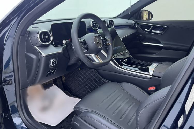 Used Mercedes-Benz C-Class 2024 C 200 L Sport Edition Interior 5
