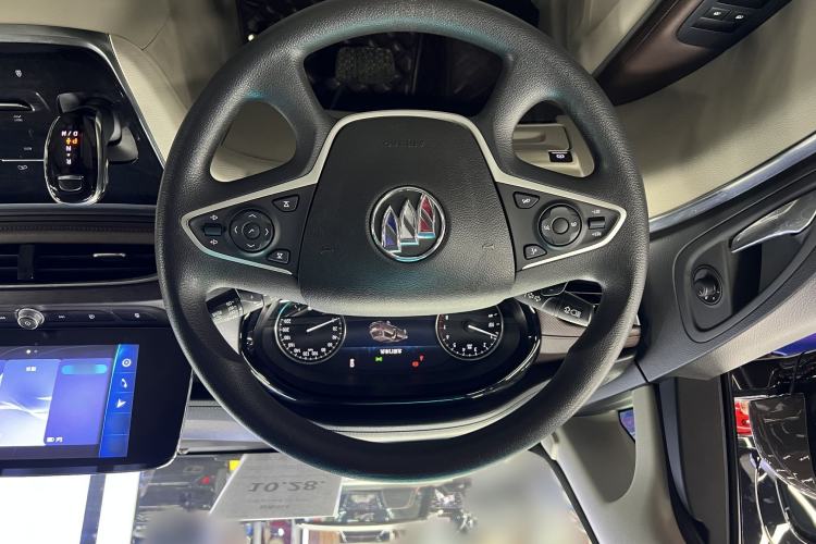 Used Buick GL8 2020 Land Cruiser Executive Class 652T Comfort Model