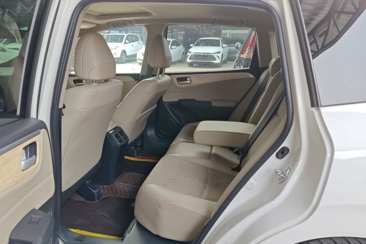 Used Honda Jade 2016 1.8L Automatic Comfort Elite Version 5 Seats