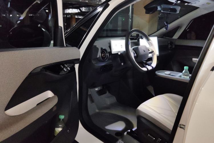 Used ARCFOX Kaola 2023 Family Edition Pro
