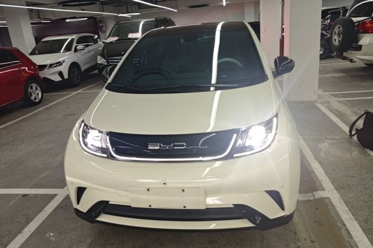 Used BYD Dolphin 2023 420 km Fashion Edition