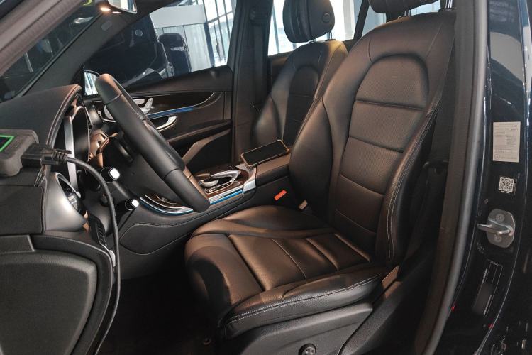 Used Mercedes-Benz GLC 2019 Facelift GLC 260 L 4MATIC Luxury Model Left Front Seat