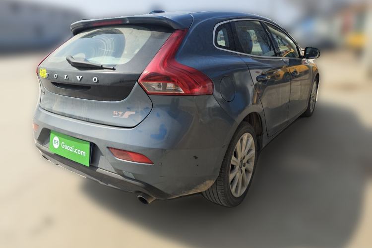 Used Volvo V40 2013 2.0T Zhiya Edition