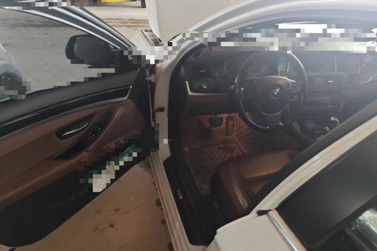 Used BMW 5 Series 2017 520Li Elegant Edition
