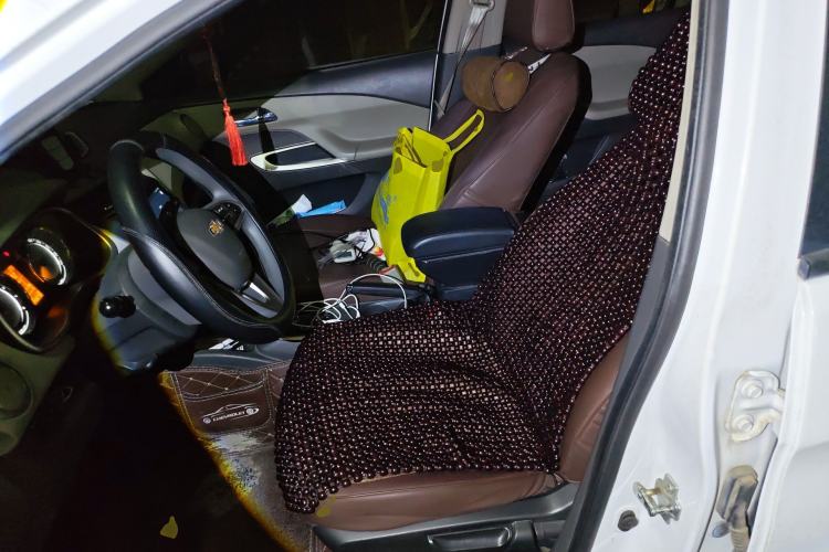 Used Chevrolet Sail 2015 Sail 3 1.5L AMT Happiness Sunroof Edition
