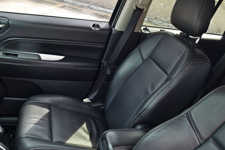 Used Jeep Compass 2014 2.4L four-wheel drive luxury version