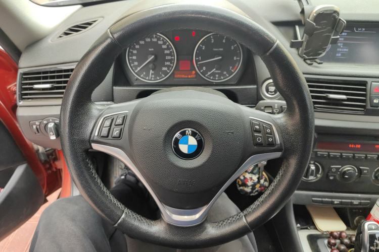 Used BMW X1 2014 sDrive18i Fashion Model
