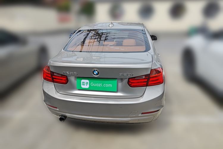 Used BMW 3 Series 2014 320i Active Edition
