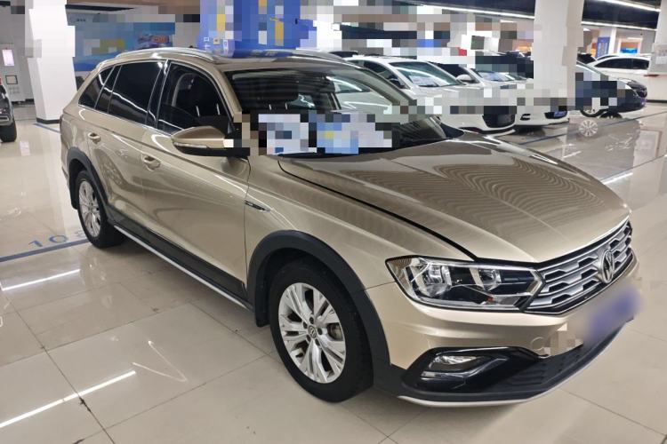 Used Volkswagen C-TREK 2017 230TSI DSG Comfort Version Front Right 45 Deg