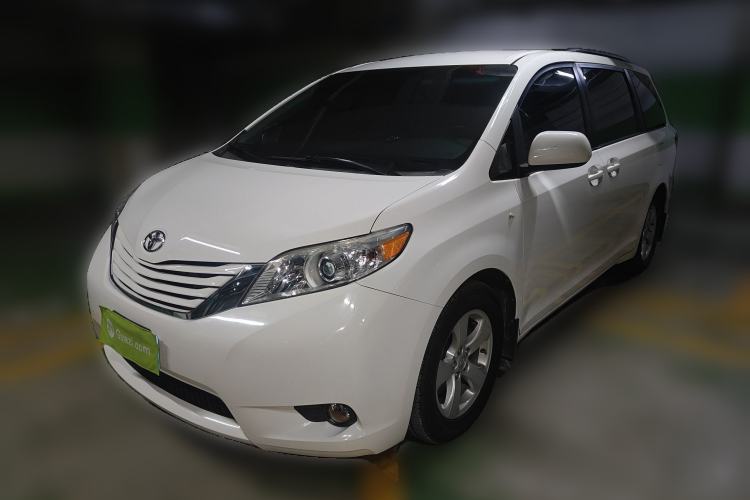 Used Toyota Sienna 