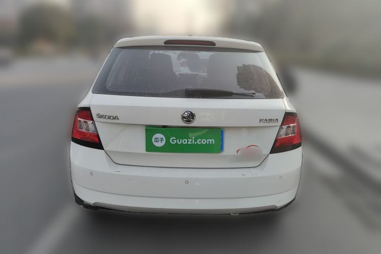 Used Skoda Fabia 2016 1.4L Automatic Car Enjoy Edition