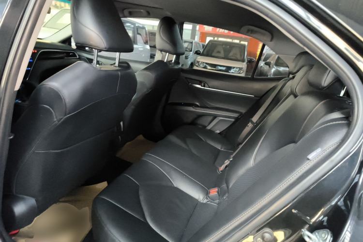 Used Toyota Camry 2019 Revised Version 2.0G Luxury Edition