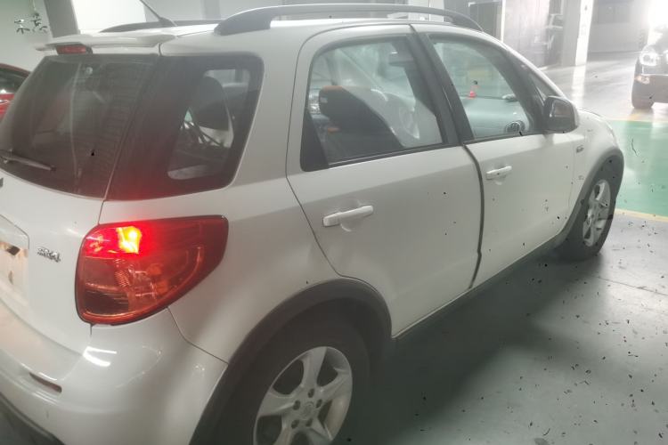 Used Suzuki SX4 2016 1.6L Automatic Classic Edition
