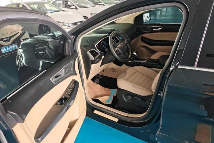 Used Ford Edge 2016 EcoBoost 245 Two-Wheel-Drive Titanium 5-Seater