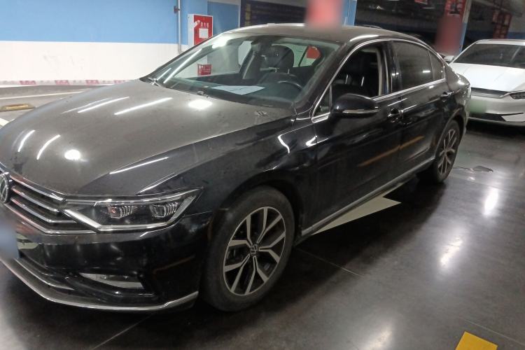 Used Volkswagen Magotan 2020 330TSI DSG Leading Model
