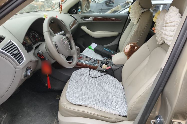 Used Audi Q5 2011 2.0TFSI Comfort Version
