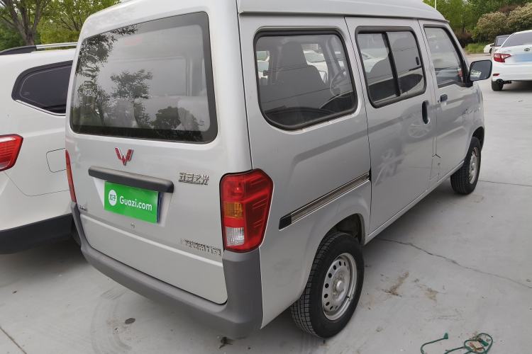 Used Wuling Zhiguang 2015 1.2L Practical LS-I Model Rear Right 45 Deg