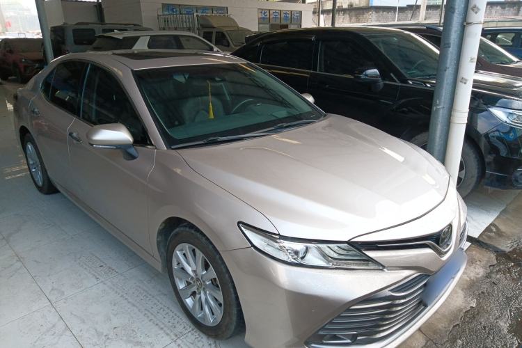 Used Toyota Camry 2018 2.0G Luxury Edition