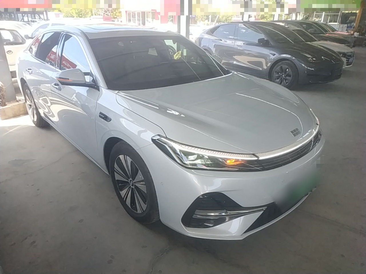 Geely Galaxy A7 2025 Model EM-i 150km Exploration+ Edition — снимка 12