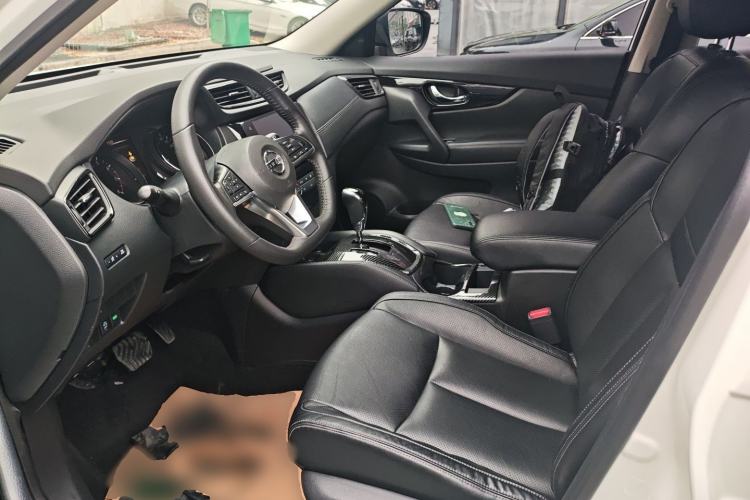 Used Nissan X-Trail 2019 2.0L CVT Smart Connect Comfort Edition 2WD Left Front Seat