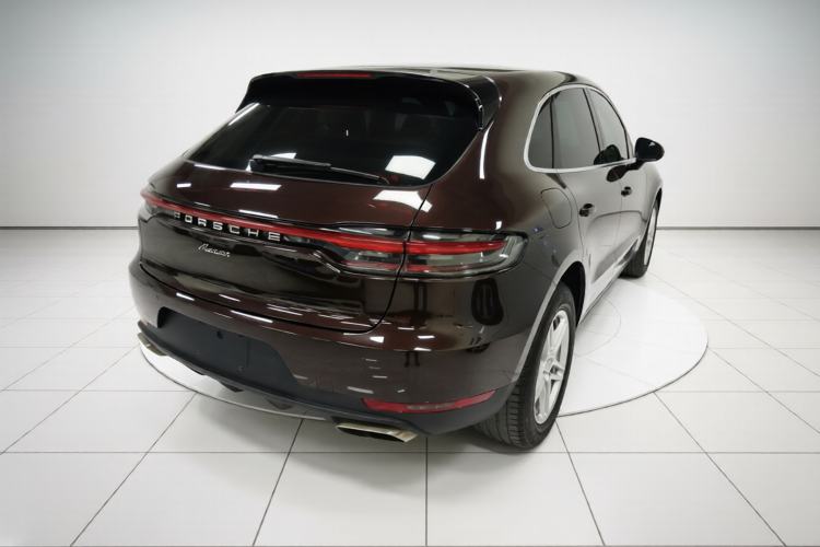 Used Porsche Macan 2018 Macan 2.0T Rear Right 45 Deg