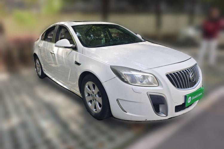 Used Buick Regal 2012 2.0L Luxury Edition Front Right 45 Deg