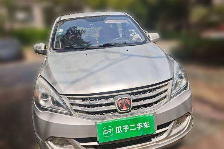 Used BAIC Weiwang M20 2014 1.5L practical type BJ415A Front