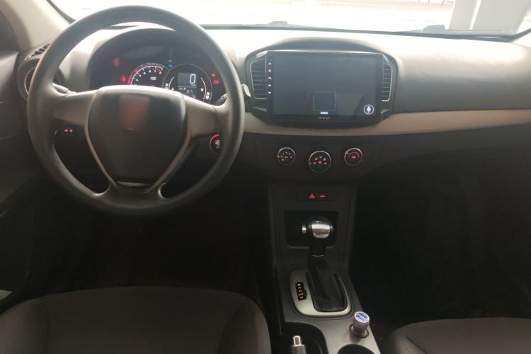 Used Roewe 350 2015 1.5L Automatic Luxury Sunroof Edition
