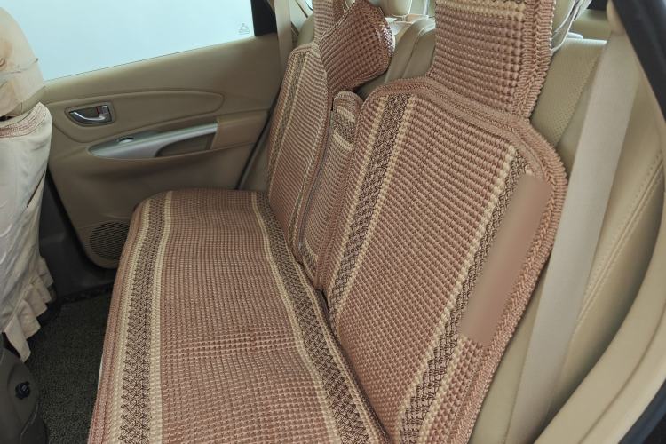 Used Hyundai Tucson 2009 2.0L Automatic Two-Wheel Drive with Sunroof