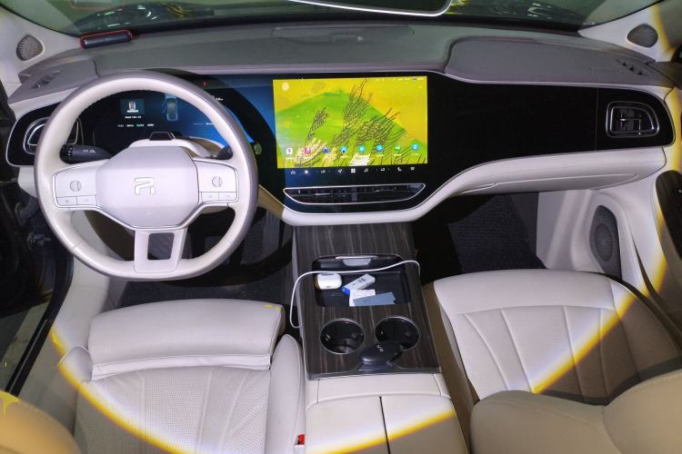 Used Rising F7 2023 Long-Range Pro Edition Center Console