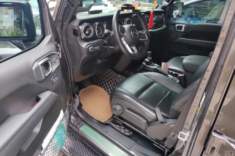 Used Jeep Wrangler 2022 2.0T High Altitude Four-Door Edition Driver Seat