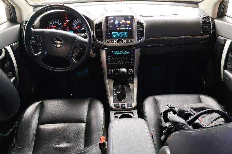 Used Chevrolet Captiva 2014 2.4L 4x4 Flagship Edition 7 Seats Center Console