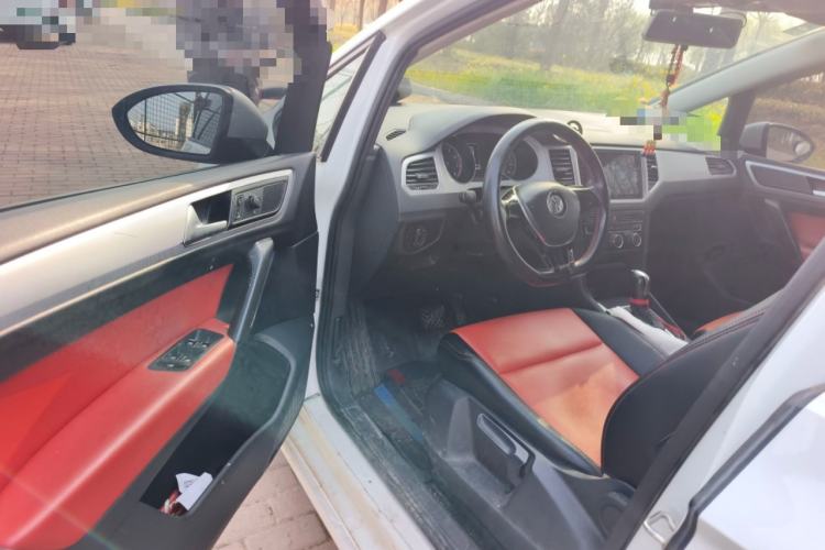 Used Volkswagen Golf Sportsvan 2019 200TSI Automatic C-HR Pure Version China VI Standard Driver Seat