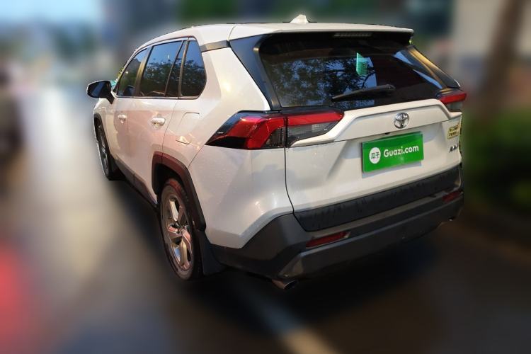 Used Toyota RAV4 2021 2.0L CVT Two-Wheel Drive Fashion PLUS Edition Rear Left 45 Deg