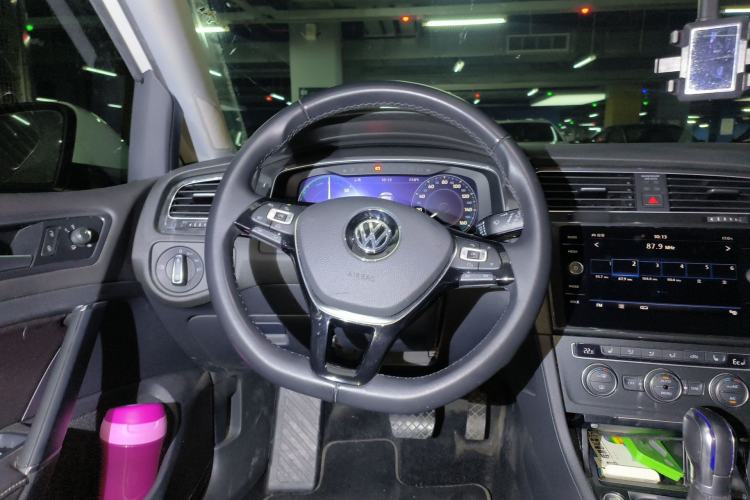 Used Volkswagen Golf New Energy 2018 e-Golf Steering Wheel