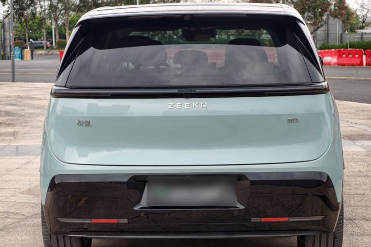 Used Zeekr MIX 2025 Intelligent Driving Version Exterior 4
