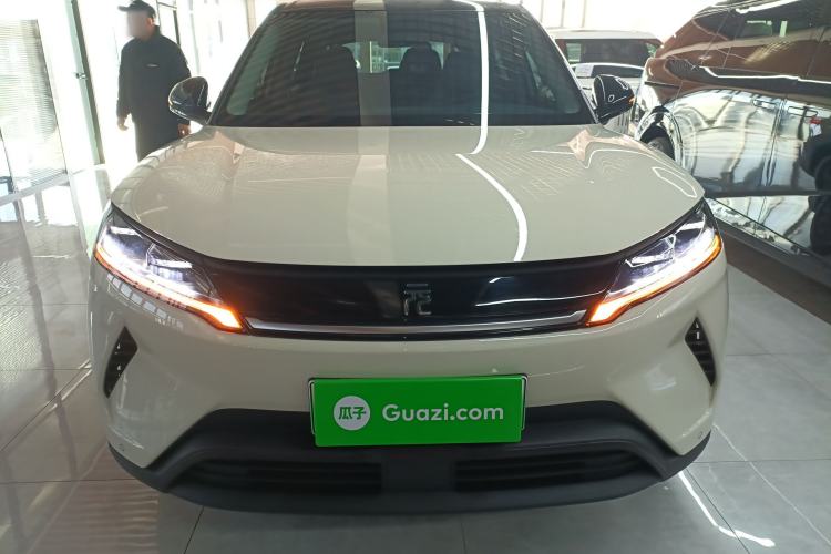 Used BYD Yuan UP 2025 Model 301KM Leading Version
