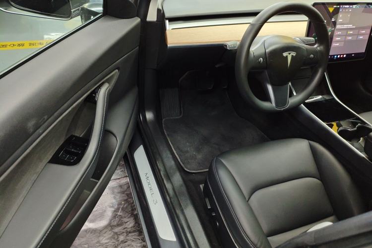 Used Tesla Model 3 2019 Long-Range Rear-Wheel-Drive Version Driver Seat