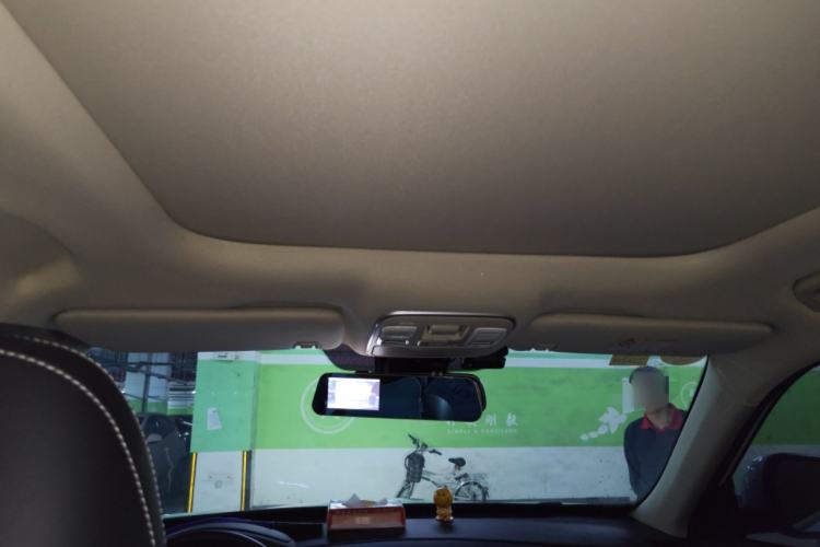 Used Geely Auto Emgrand X7 Sport 2018 1.8TD Automatic Two-Wheel Drive ZhiZun Model with 4G Connectivity