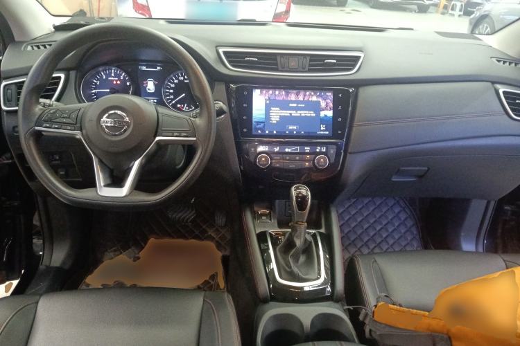 Used Nissan Qashqai 2022 2.0L CVT XV Smart Enjoyment Version Center Console