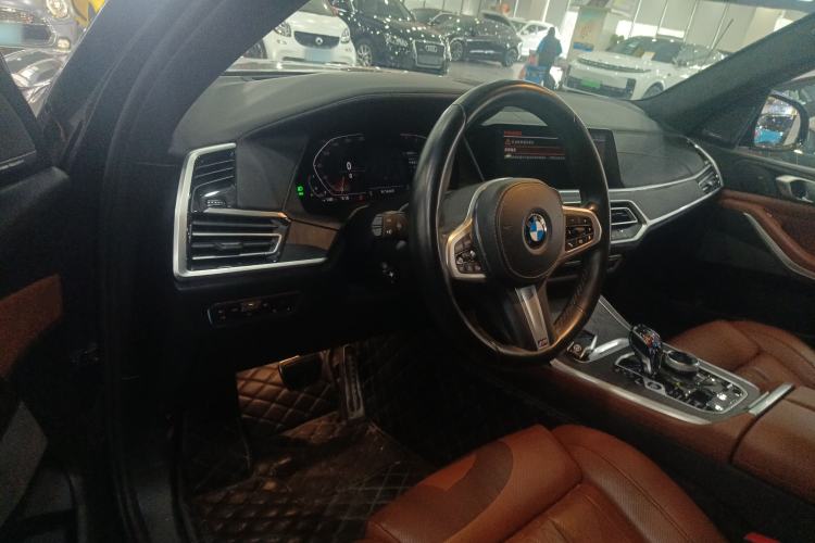 Used BMW X7 2022 xDrive40i Luxury M Sport Package