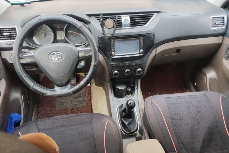 Used FAW Senya S80 2015 1.5L Manual 5-Seater Urban Edition
