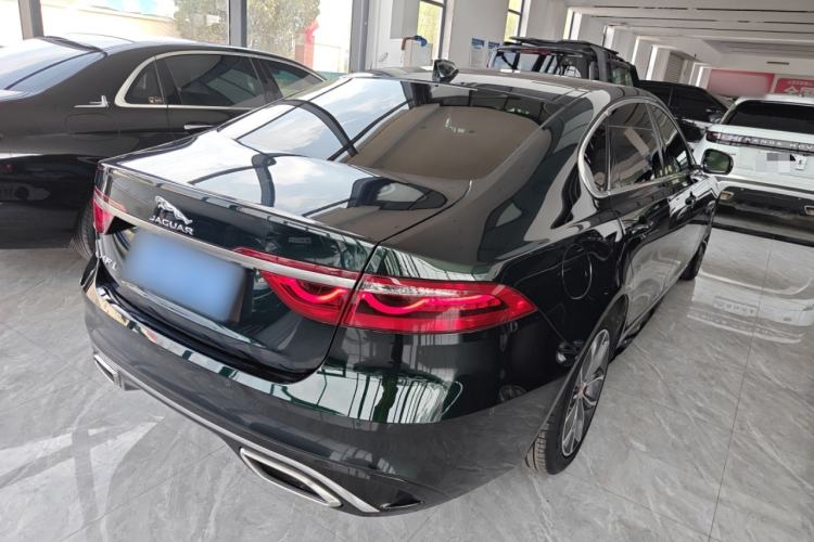 Used Jaguar XFL 2022 XFL 2.0T P250 Two-Wheel-Drive Elite Sport Edition Rear Right 45 Deg