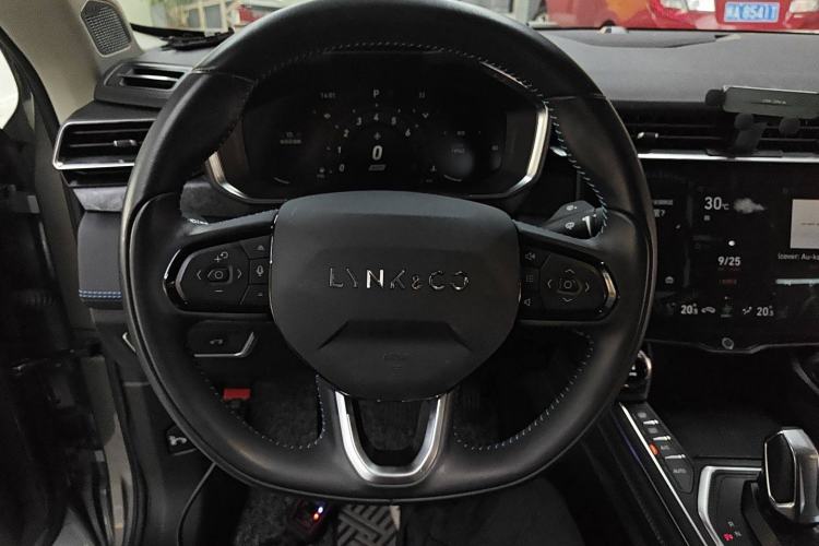 Used Lynk & Co 05 2022 2.0T Two-Wheel Drive Shine Halo