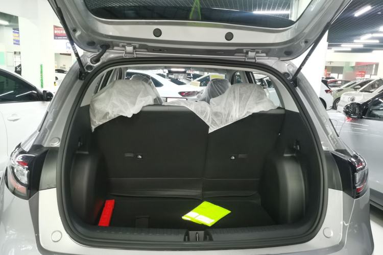 Used Geely Galaxy Geome 2026 Model 310km Youth Edition Trunk