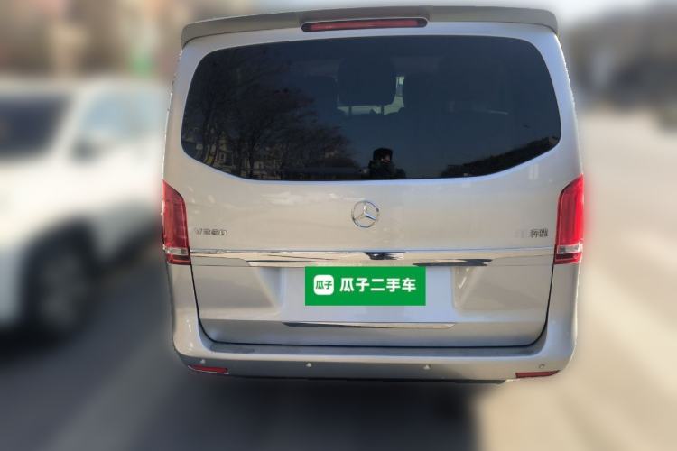 Used Mercedes-Benz V-Class 2016 V 260 Avantgarde Edition
