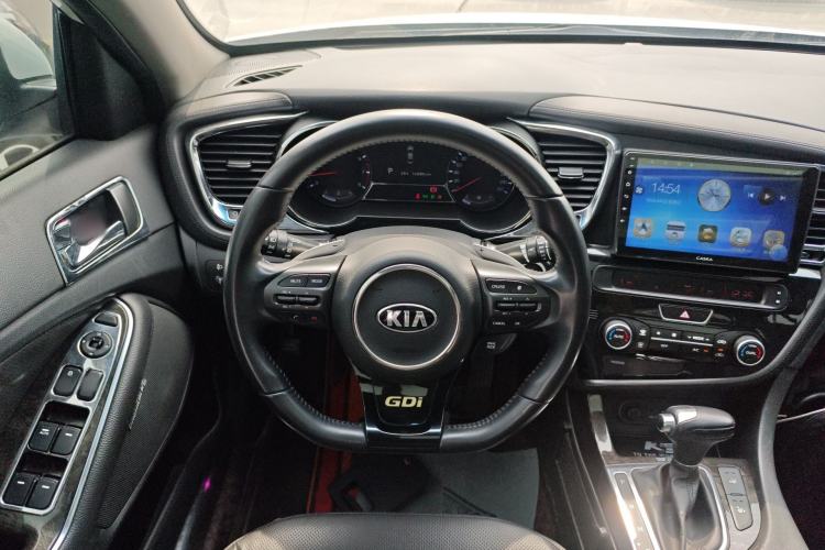 Used Kia K5 2015 2.0L Automatic LUX
