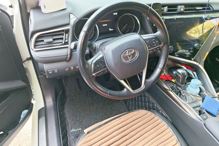 Used Toyota Camry 2019 2.5G Luxury Edition China VI Standard Steering Wheel